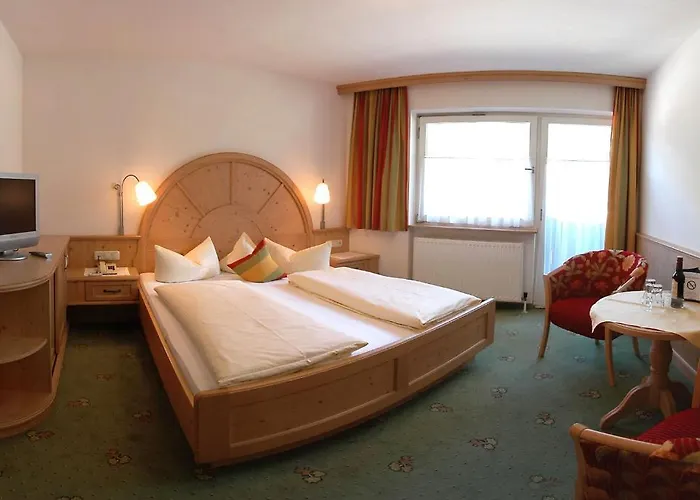 & Garni Knauer מלון מאיירהופן