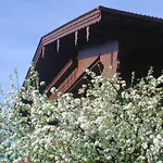 & Garni Knauer