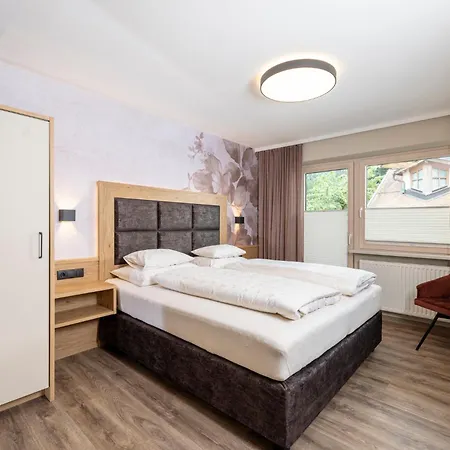 Appart & Hotel Garni Villa Knauer Mayrhofen