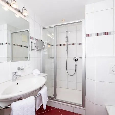 & Garni Knauer 3*