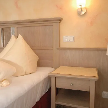 Hotel & Garni Knauer