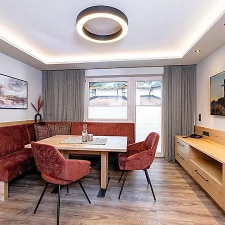 & Garni Knauer Hotel