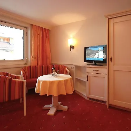 Hotel Appart & Hotel Garni Villa Knauer 3*