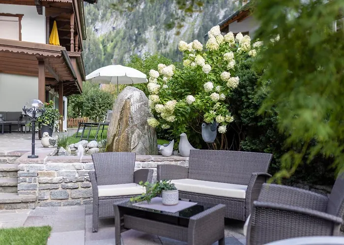 & Garni Knauer מלון מאיירהופן