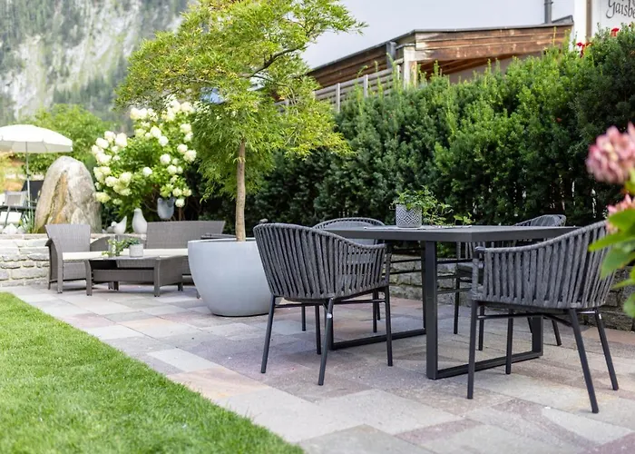 & Garni Knauer מאיירהופן