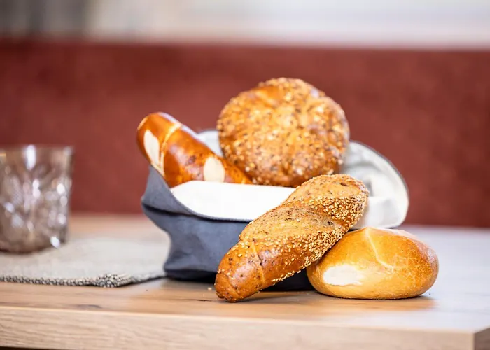 & Garni Knauer 3* מאיירהופן