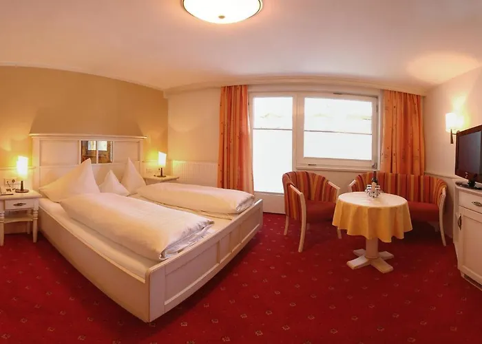 & Garni Knauer Hotel