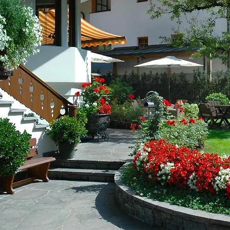Appart & Hotel Garni Villa Knauer 3*